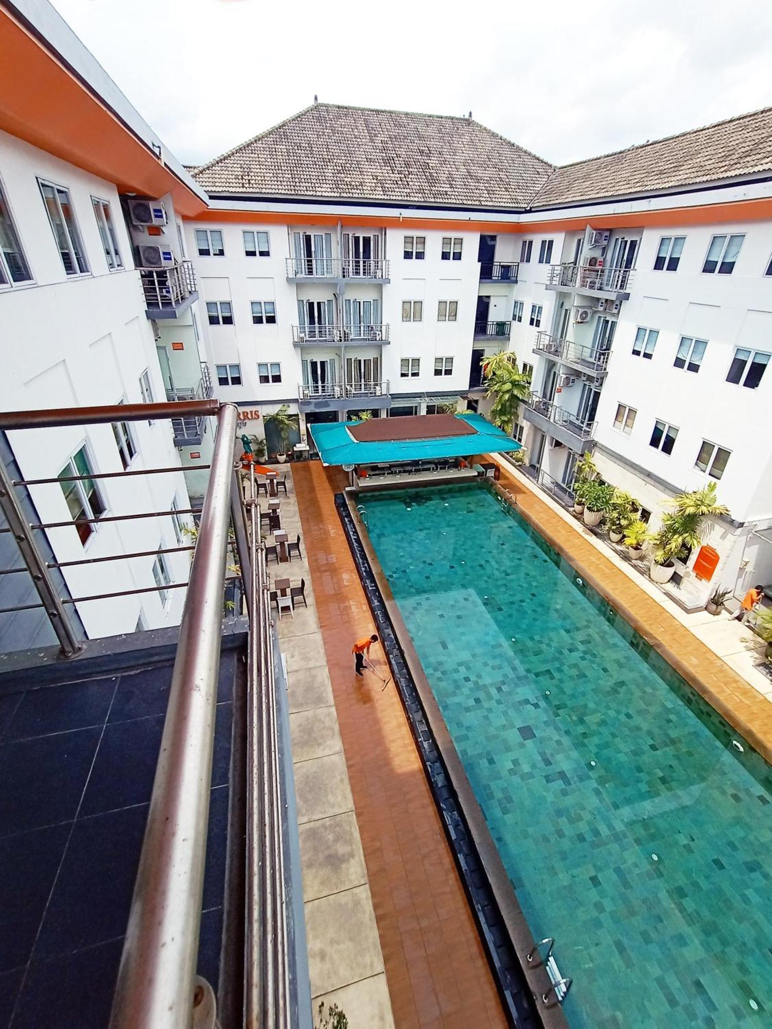 Harris & Residences Kuta